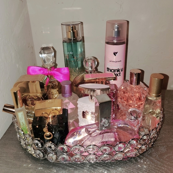 Meet your Posher, Sophia! - Picture 5 of 6